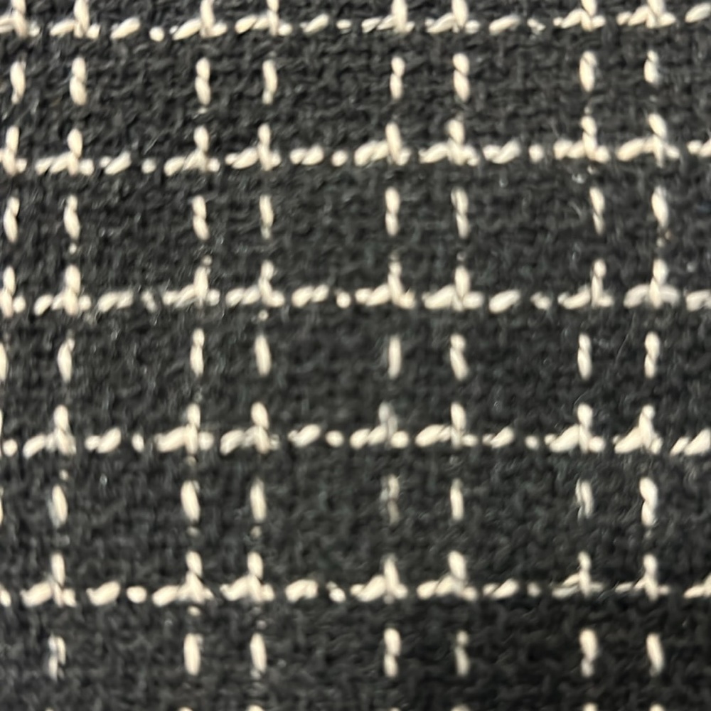 Nwt Ebossy Shacket - image 3